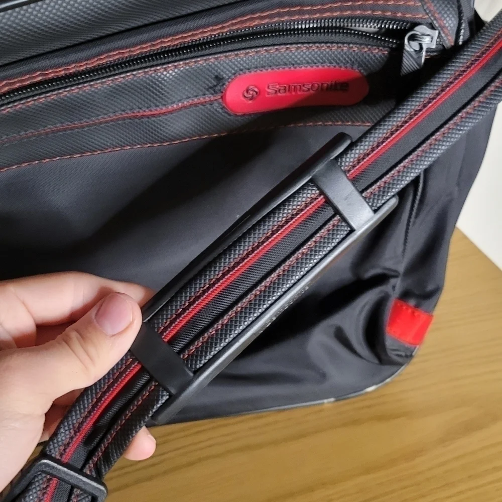 Samsonite excellent no